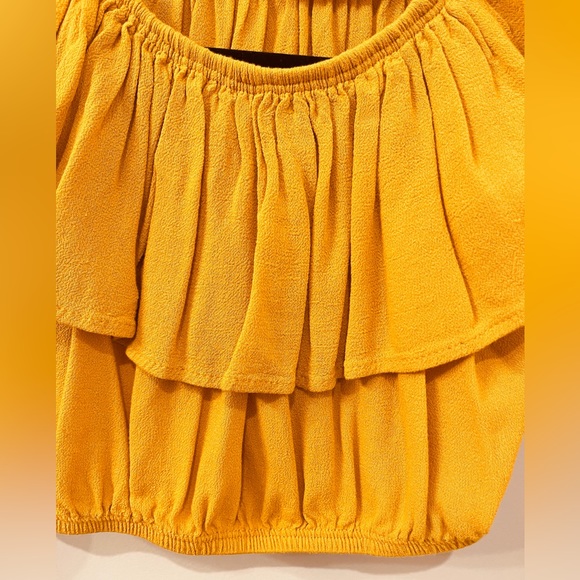 Off shoulder long sleeve crop top with ruffle fits like Medium - Picture 5 of 6